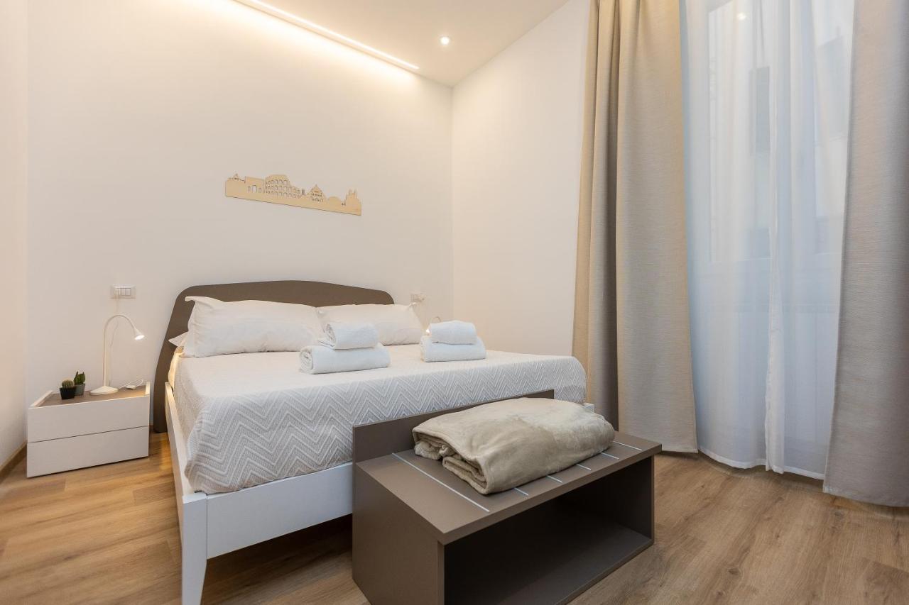 Colosseum Holidays - Three-Bedroom Apartment Roma Eksteriør bilde