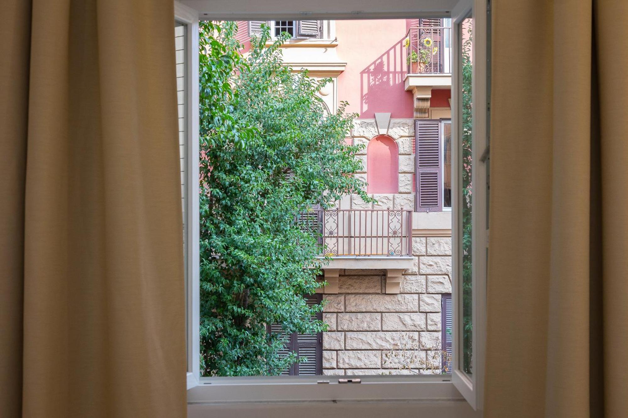 Colosseum Holidays - Three-Bedroom Apartment Roma Eksteriør bilde