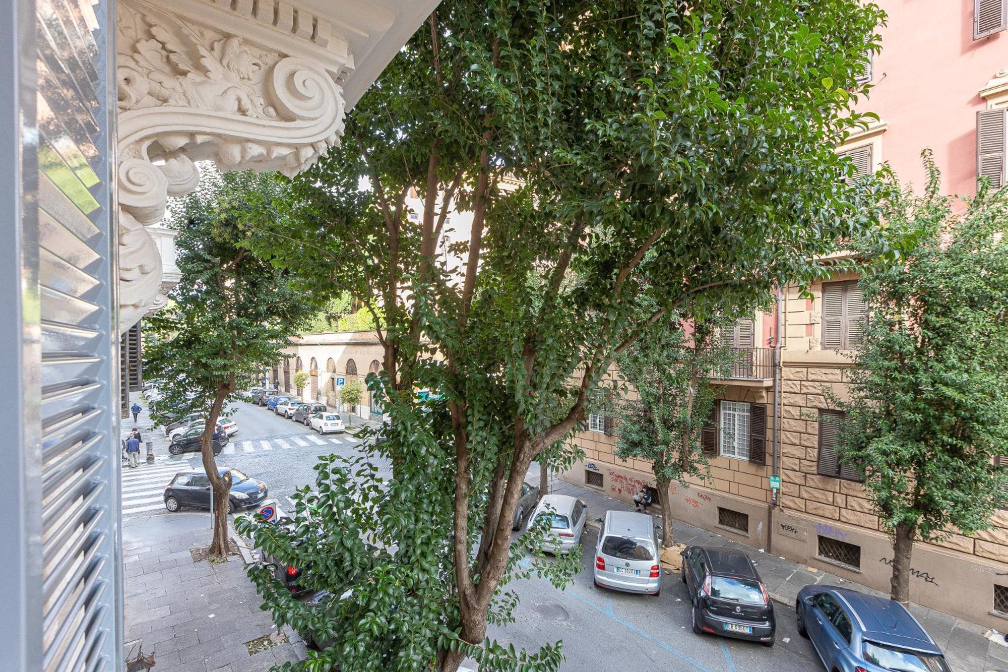 Colosseum Holidays - Three-Bedroom Apartment Roma Eksteriør bilde